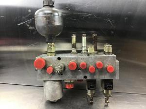 Liebherr Ölpilotventil